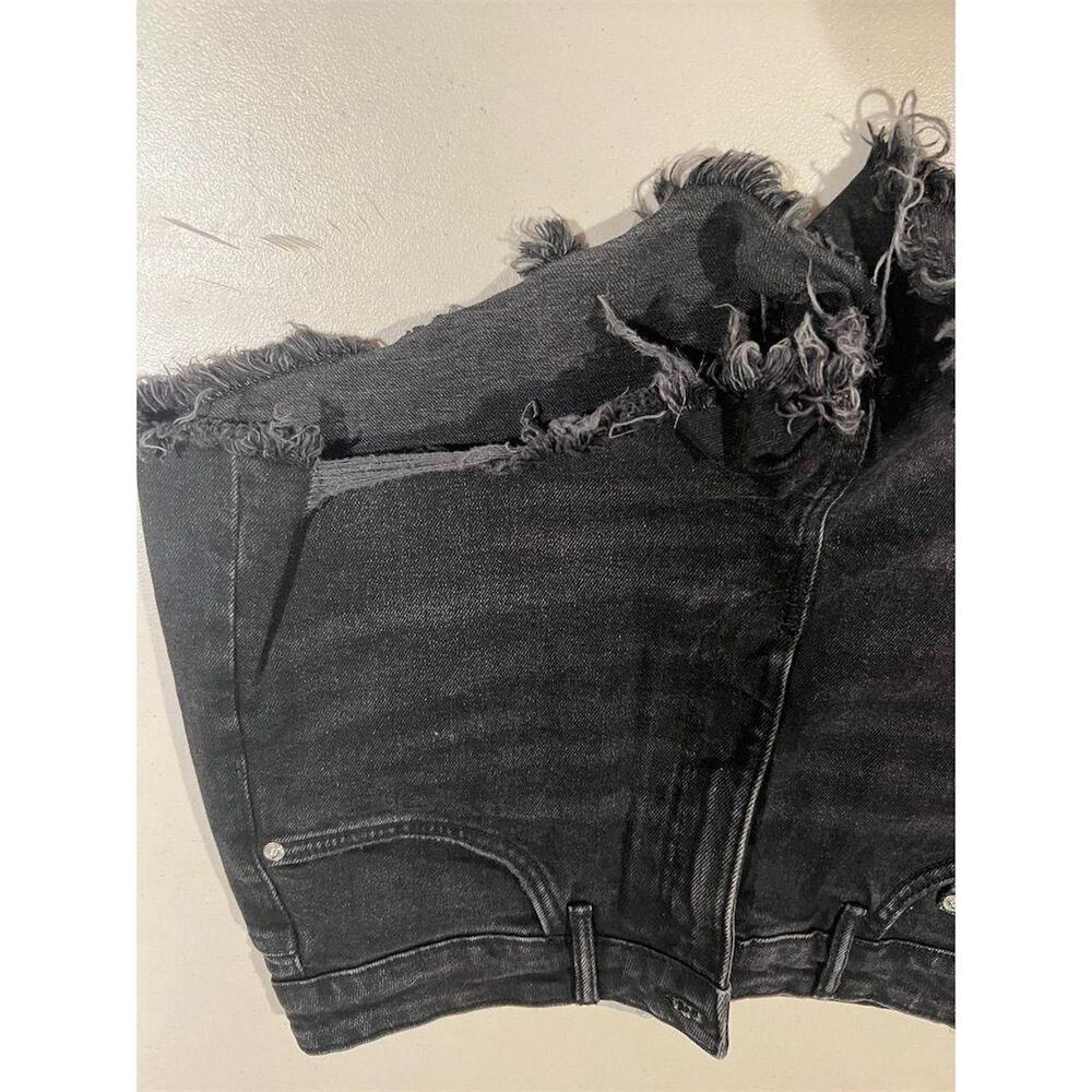 Zara Cut-Off Denim Shorts - Picture 7 of 8
